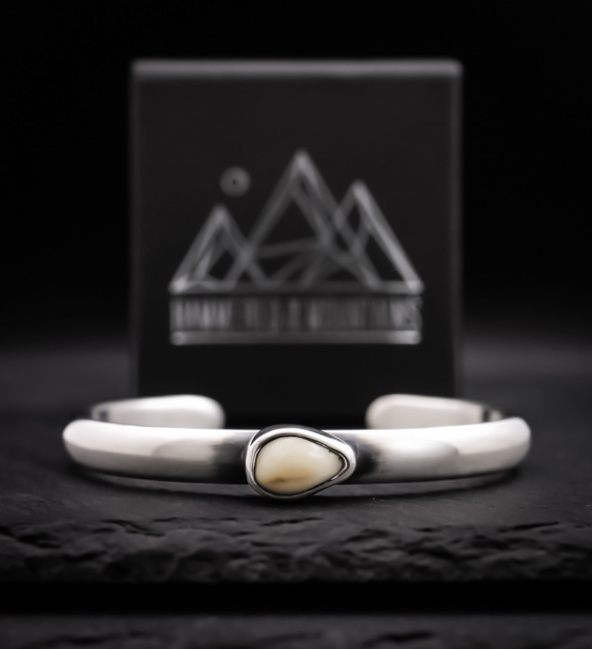 Women’s Elk Ivory Cuff