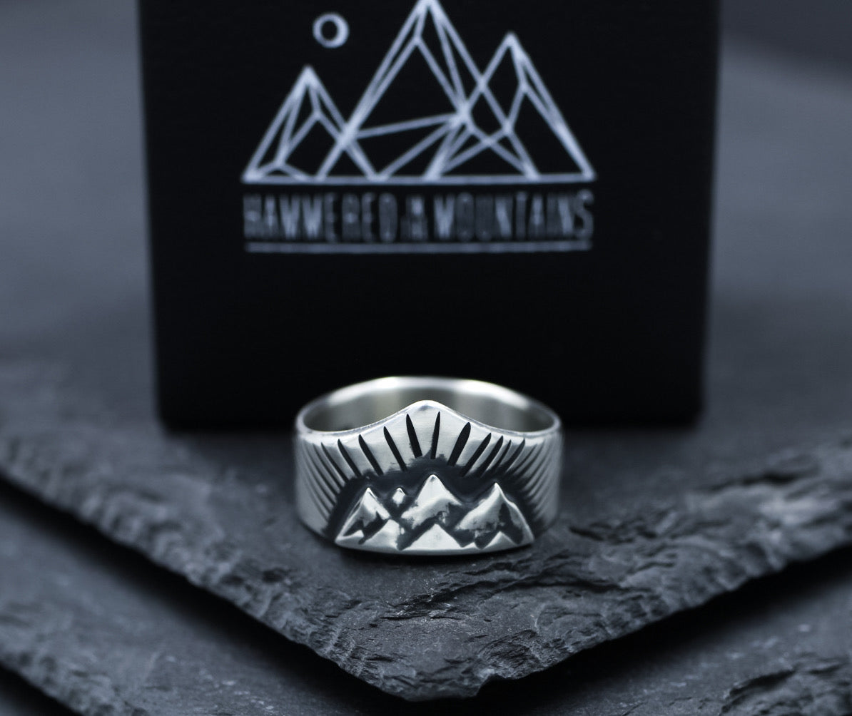 Mountain Ring • SIZE 7.5