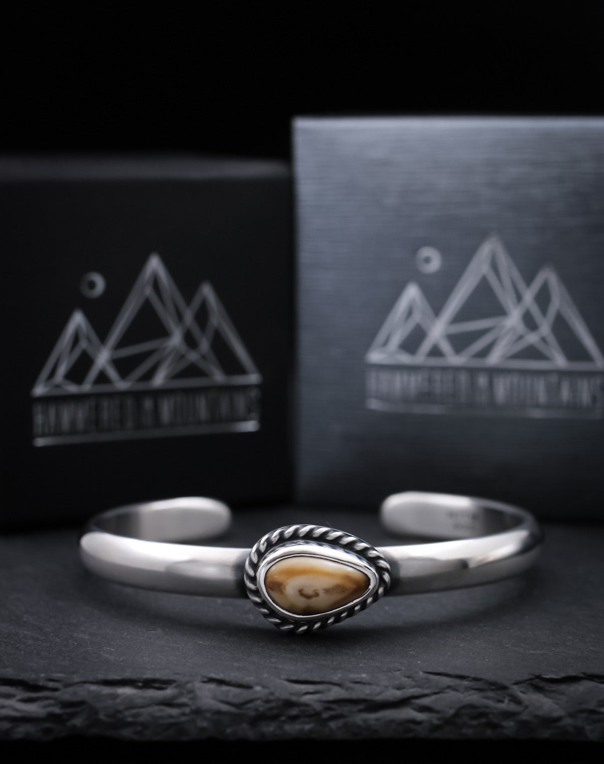 Women’s Elk Ivory Cuff • Rope